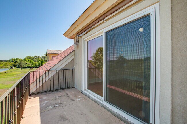 Building Photo - 1739 Indigo Island Dr