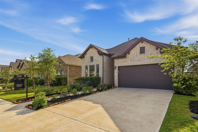 Building Photo - 1227 Carswell Grove Dr