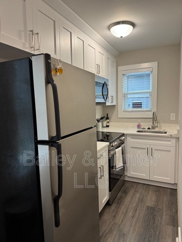 Building Photo - 1328 B Blvd SW