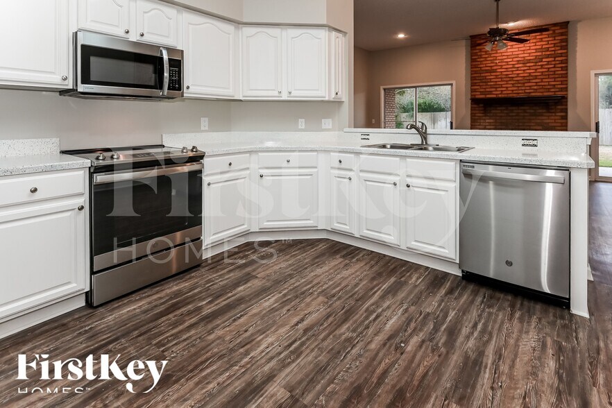 Building Photo - 13528 Osprey Point Dr