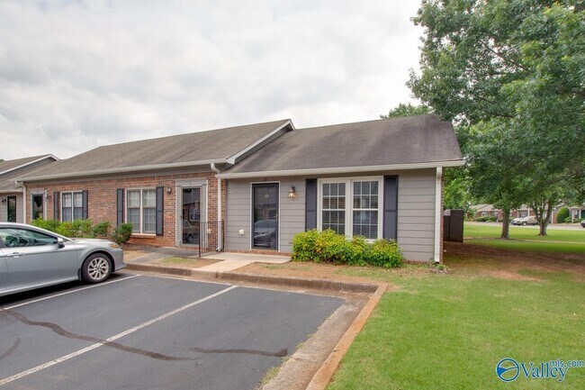 Building Photo - 8146 Oldfield Rd SW