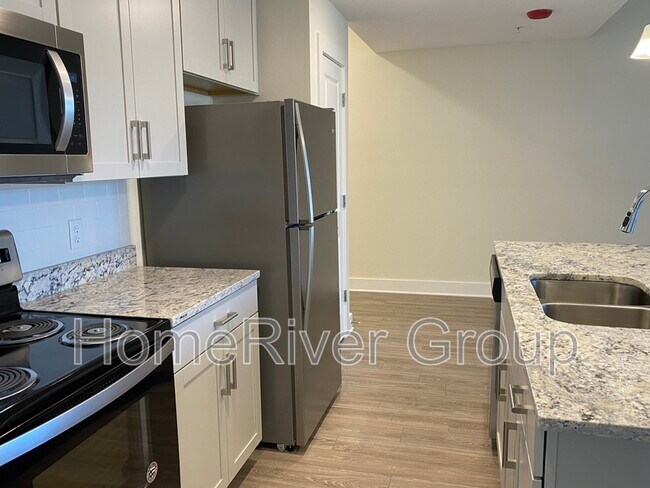 Building Photo - 5205 Eggleston Ave