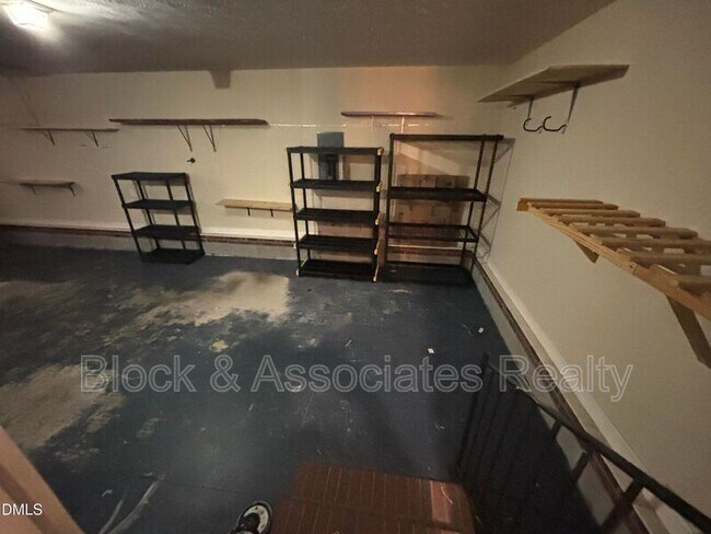 Building Photo - 2228 Stornoway Ct