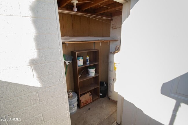 Building Photo - 6721 E McDowell Rd