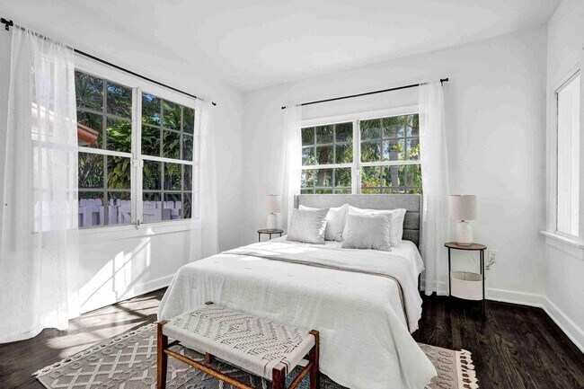 Building Photo - 435 35th St