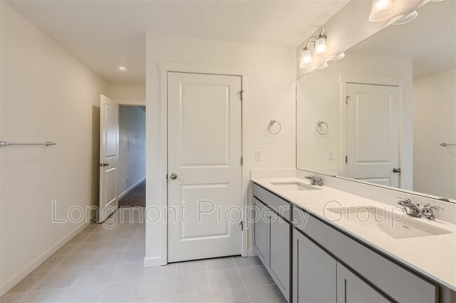 Building Photo - 14639 Lineback Dr
