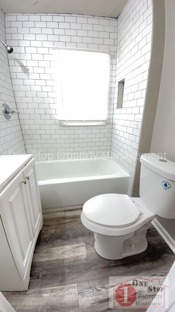 Building Photo - Beautiful 3 Bedroom 1.5 Bathroom Home in K...