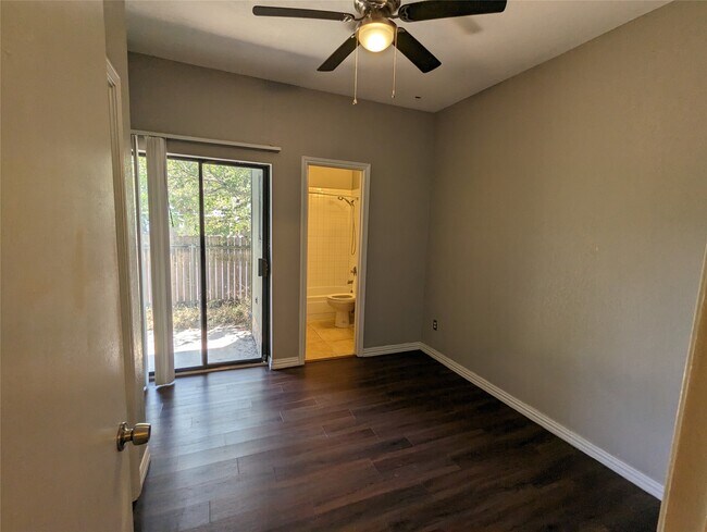 Building Photo - 601 Nelray Blvd