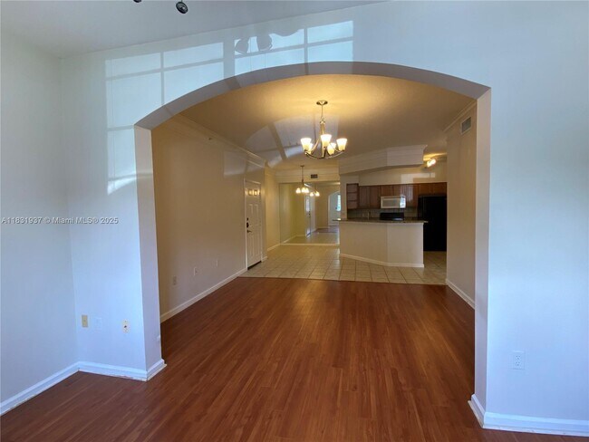 Building Photo - 9825 Baywinds Blvd