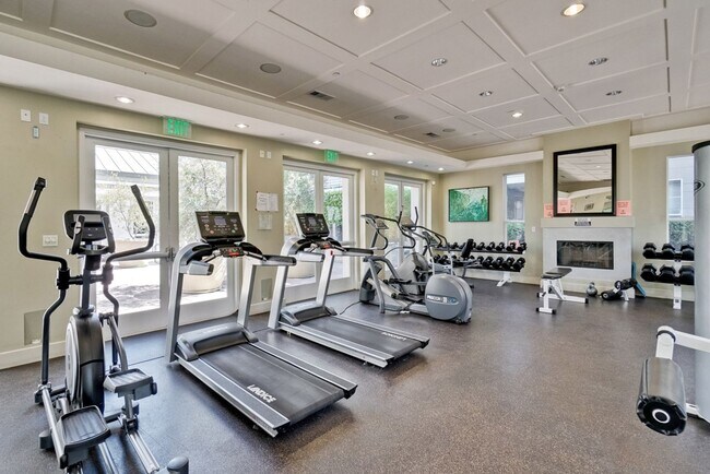 Building Photo - Large Santa Clara 1 Bedroom Condo in River...