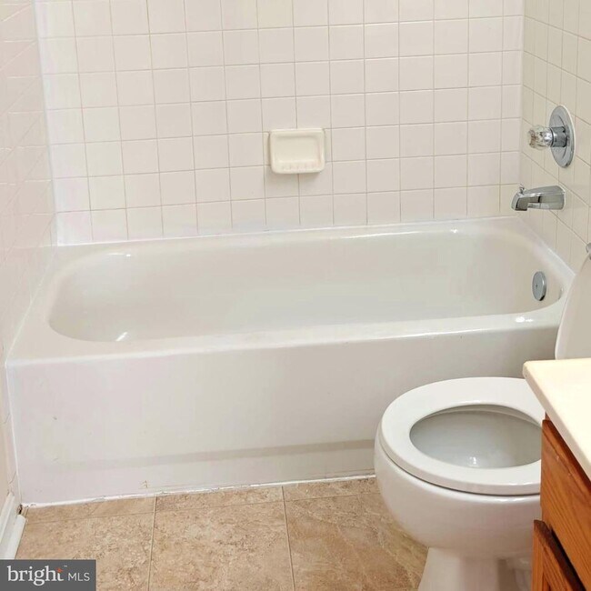 Building Photo - 9279 Kristy Dr