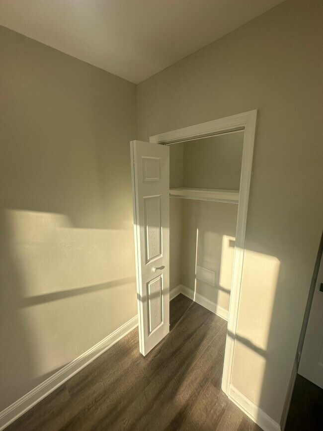 Building Photo - 3536 Kip St