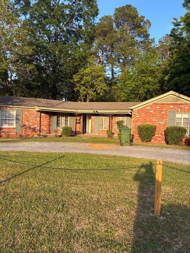 Building Photo - 3515 Norman Bridge Rd