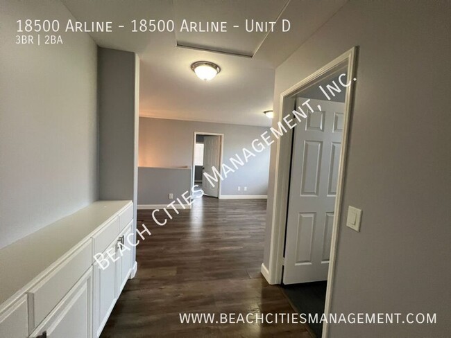 Building Photo - Remodeled 3 Bed, 2.5 Bath Town Home with A...