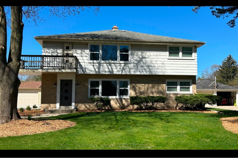 Primary Photo - 1641 N 116th St