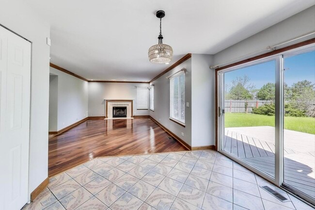 Building Photo - 1217 S Elder Ln