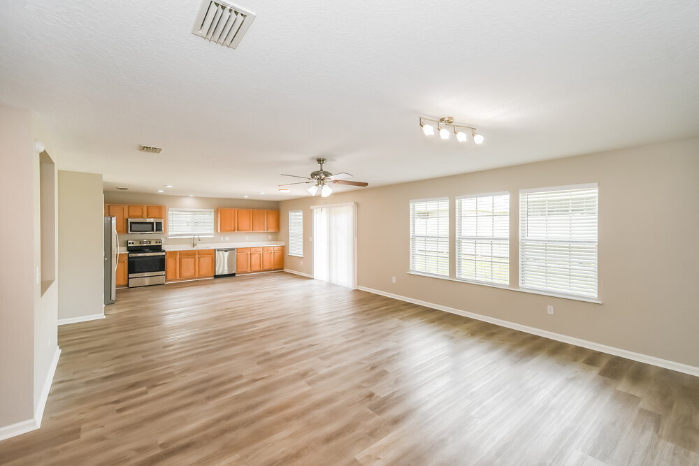 Building Photo - 7157 Beekman Lake Dr