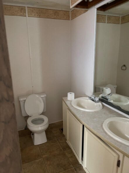 Building Photo - 9106 OH-279