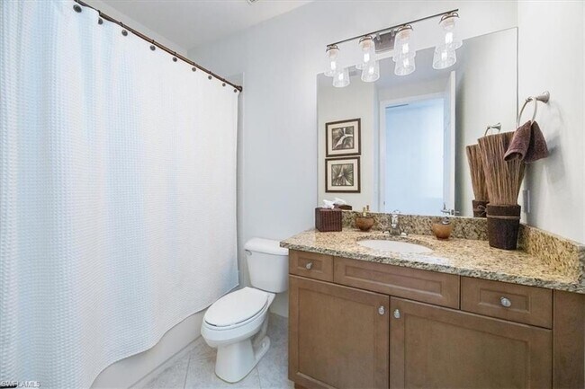 Building Photo - 13905 Luna Dr
