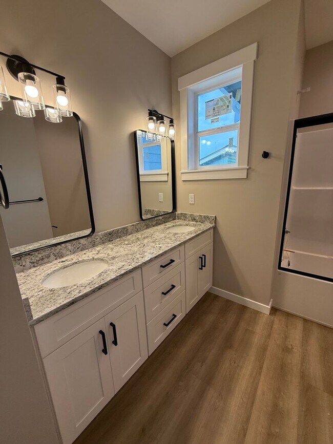 Building Photo - Newly Built Home in Birch Bay Village!
