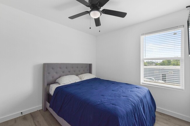 Building Photo - 5208 Laura Koppe Rd