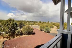 Building Photo - 451 S Rockcreek Dr