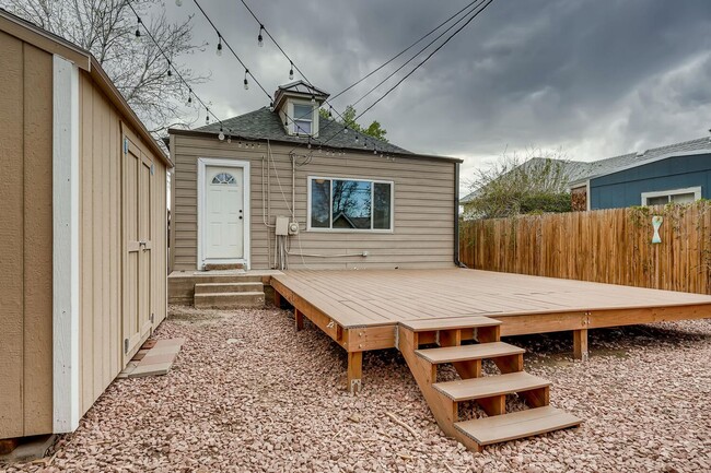 Building Photo - Remodeled Brick Bungalow in Denver's Globe...