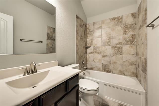 Building Photo - 16021 Brelsford Pl