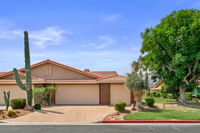 Building Photo - 99 Conejo Cir