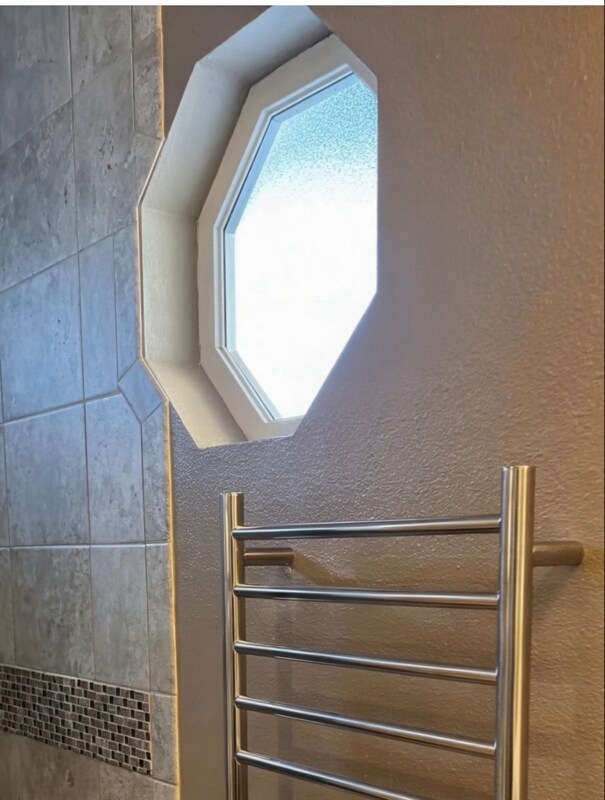 Building Photo - 723 N 8th St