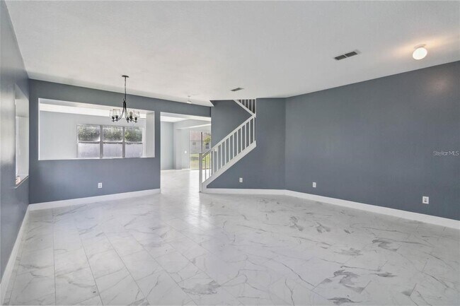 Building Photo - 545 1st Cape Coral Dr