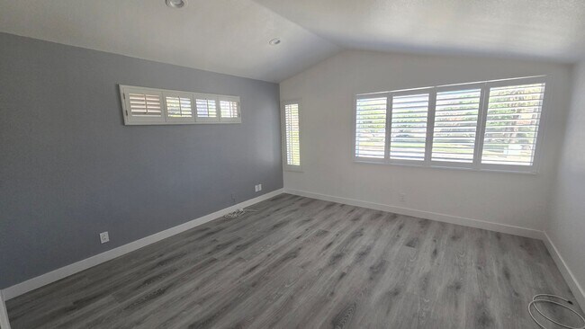 Building Photo - 2145 Cedar Glen Dr
