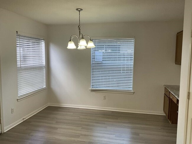 Building Photo - 16407 Mango Ridge Ct