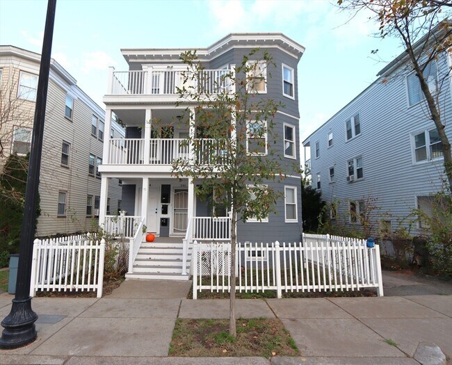 Building Photo - 344-346-346 Hyde Park Ave