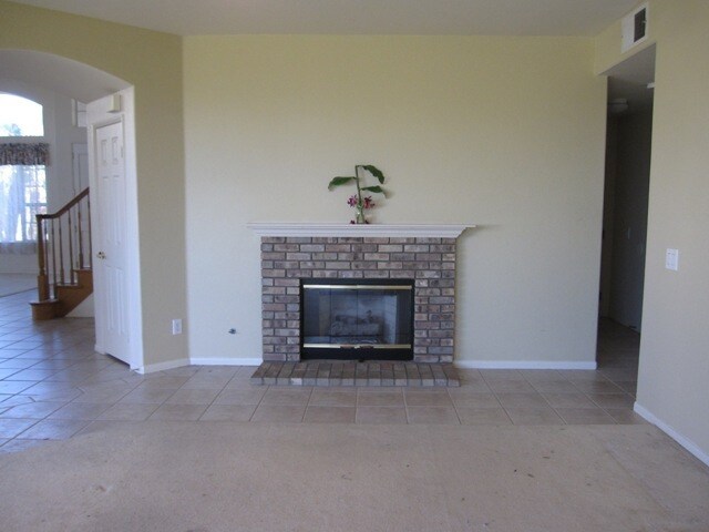 Building Photo - 4972 Overlook Dr