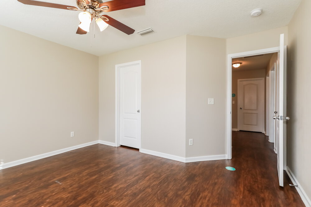 Building Photo - 7422 Hawks Cliff Dr