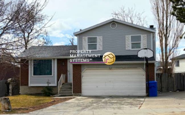 Building Photo - 4 Bedroom Home in Taylorsville!