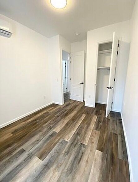 Building Photo - 117 Wyckoff Ave
