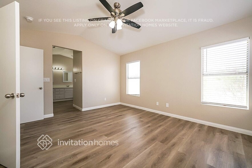 Building Photo - 1715 Ashburn Dr