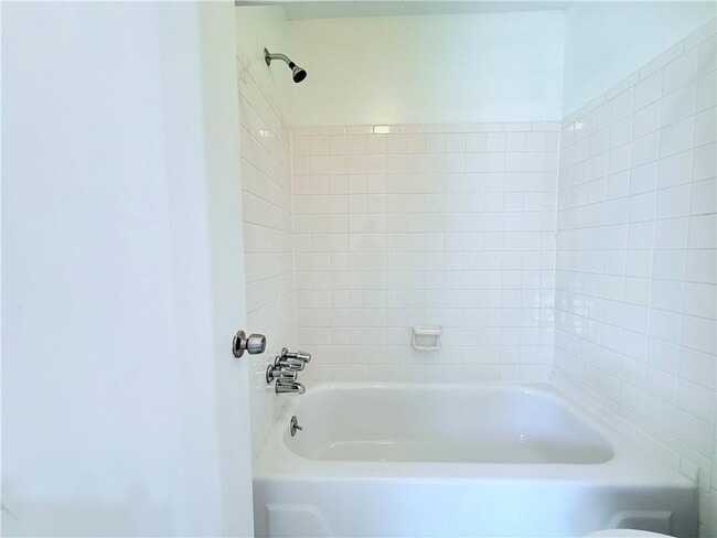 Building Photo - 4383 Idlewood Ln