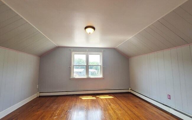 Building Photo - 351 Harriman Heights Rd