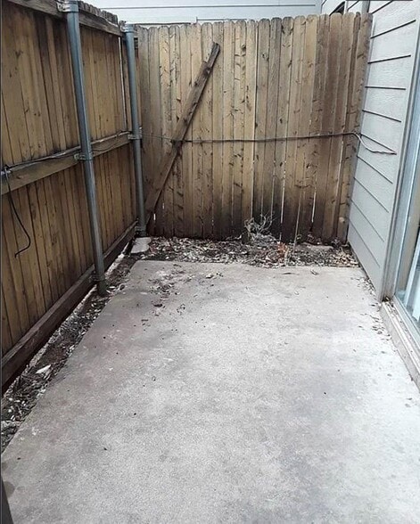 Building Photo - 5516 Boca Raton Blvd