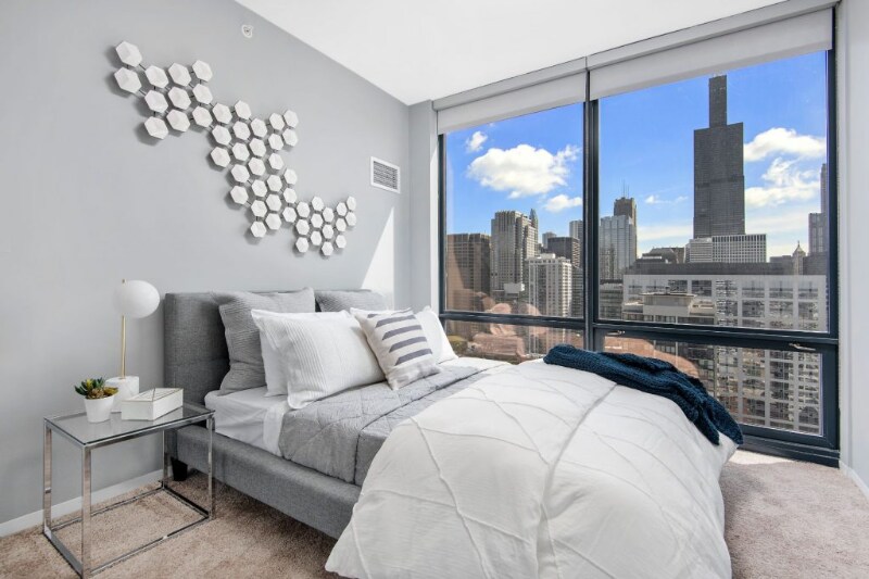 Building Photo - 221 S Halsted St