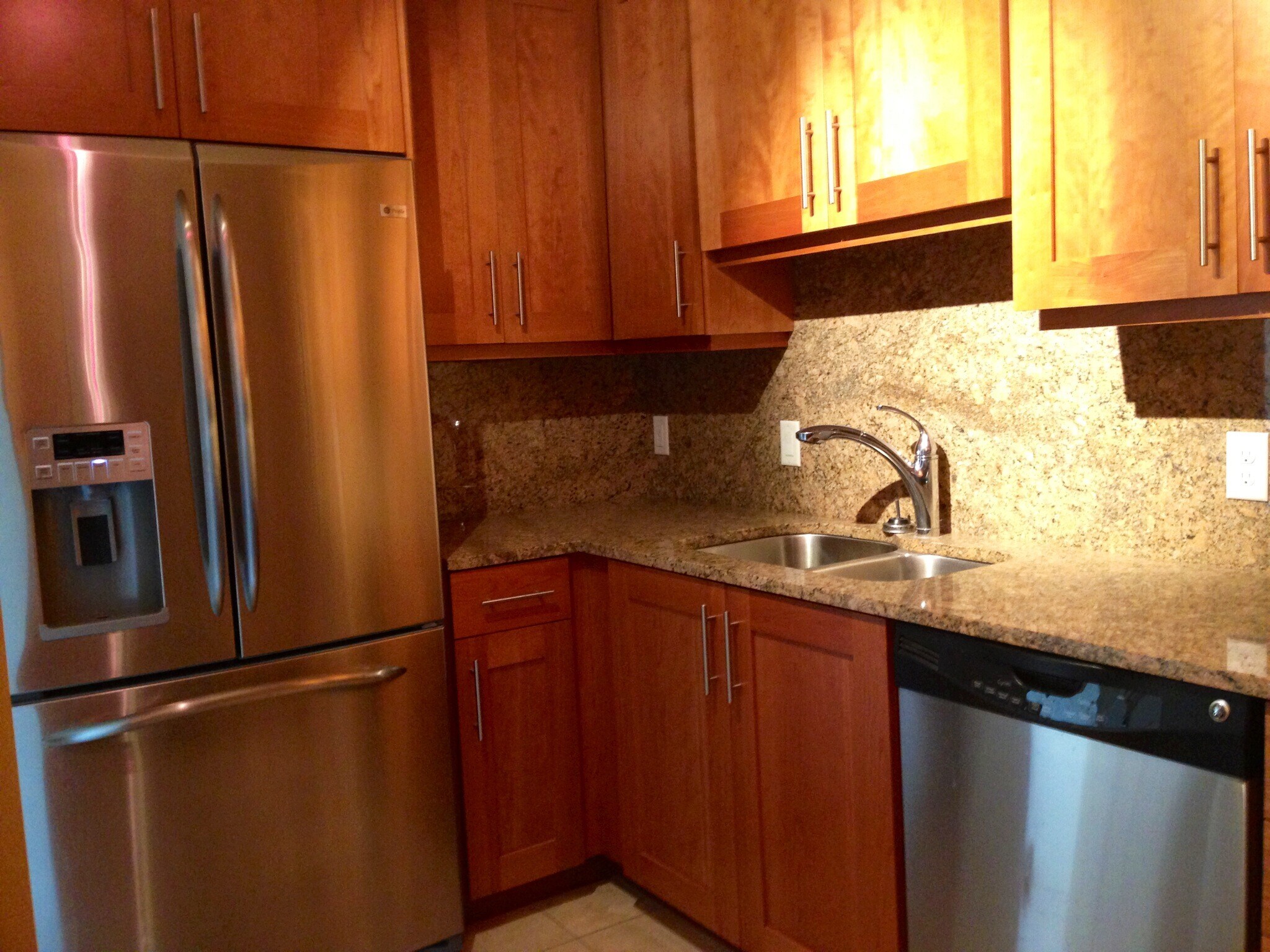 Building Photo - 230 E 300 S