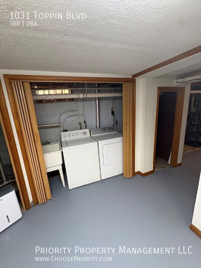 Building Photo - 1031 Toppin Blvd