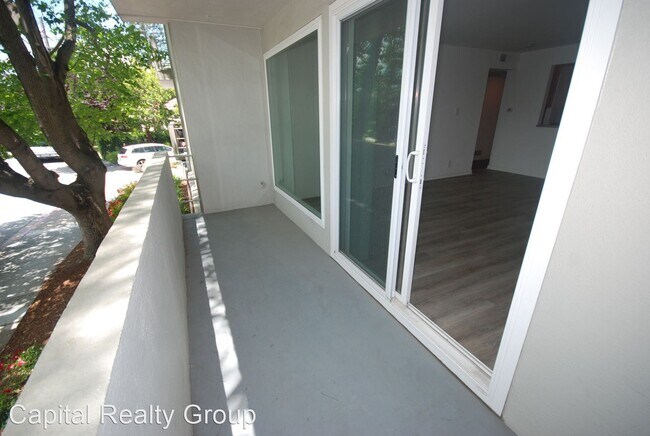 Building Photo - 1222 Oak Grove Ave