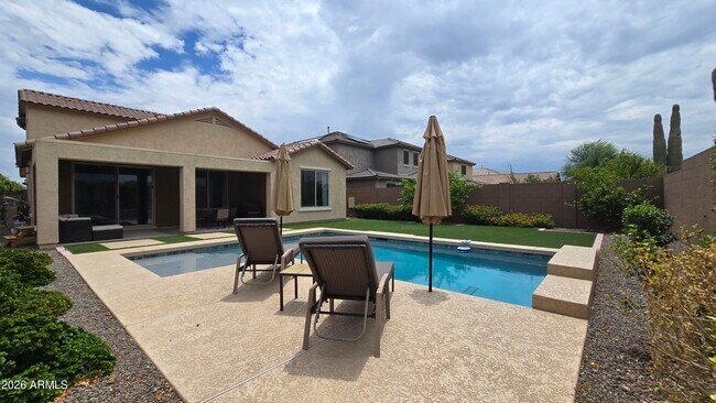 Building Photo - 26770 N 71st Dr