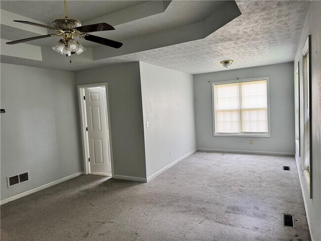 Building Photo - 3510 Palmer Lake Pointe