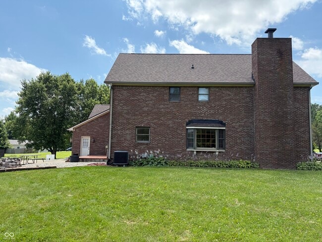 Building Photo - 10211 Hidden Mdw Ln