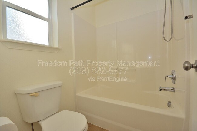 Building Photo - 7830 Mather Ct